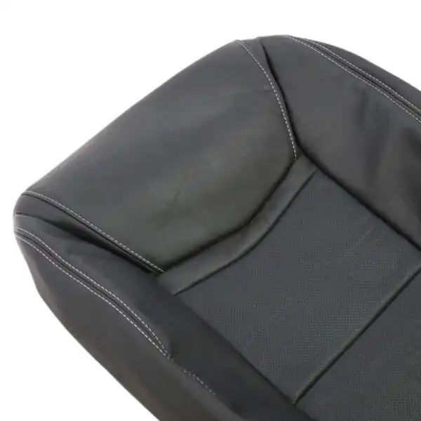 cadillac-xts-perforated-leather-2013-2019-jet-black-driver-or-passenger-top-close-view-oem-replacement-seat-cover Cadillac XTS 2013-2019 - Housse de siège de remplacement OEM