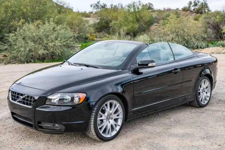 02 USF Volvo C70 2008 main